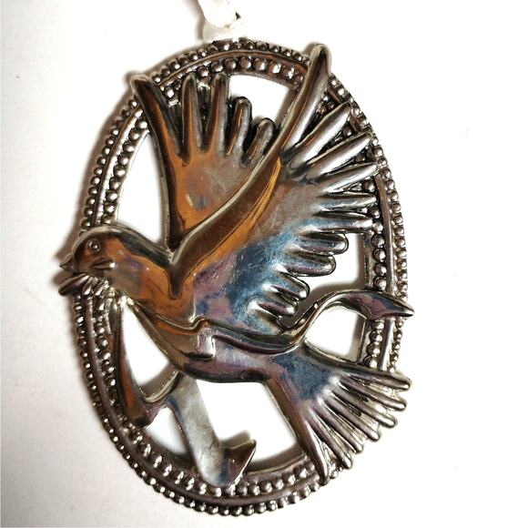 🕊️ Vintage Dove Ornament 🎄 Silver Plate Christmas Peace 1960s - Picture 3 of 7